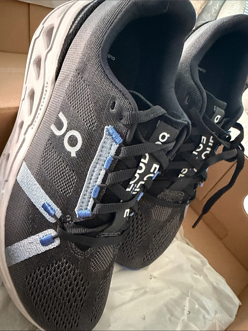 ONcloudeclipse Women's Gray & Blue Cloud-Style Athletic Sneakers